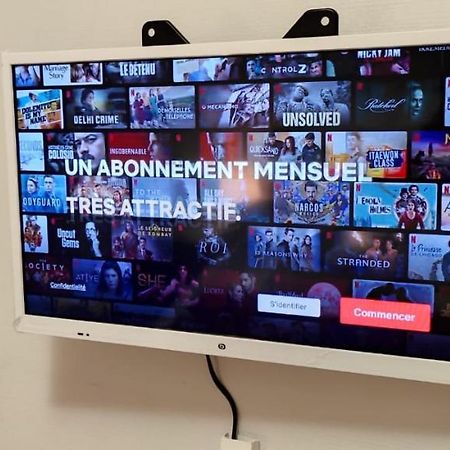 Magnifique Appartement Lille Wifi Parking By Servallgroup Mons-en-Baroeul エクステリア 写真
