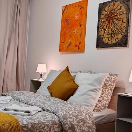 Magnifique Appartement Lille Wifi Parking By Servallgroup Mons-en-Baroeul エクステリア 写真