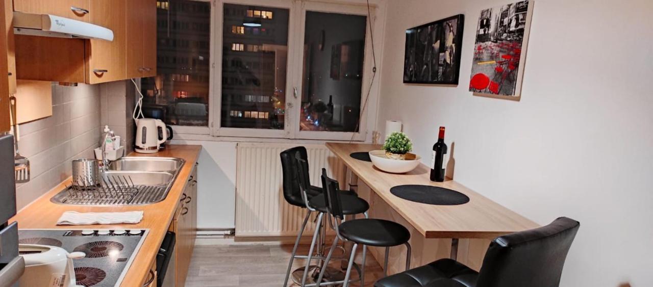 Magnifique Appartement Lille Wifi Parking By Servallgroup Mons-en-Baroeul エクステリア 写真